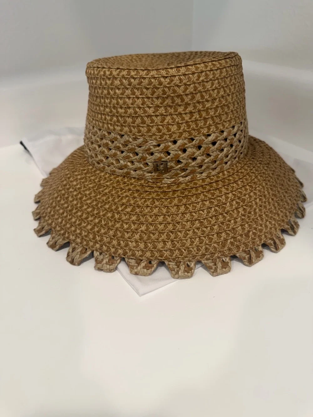 Eric Javits Squishee® Fringe Bucket Hat UPF 50+ Vented Crown Structured (Rare) - Picture 4 of 11